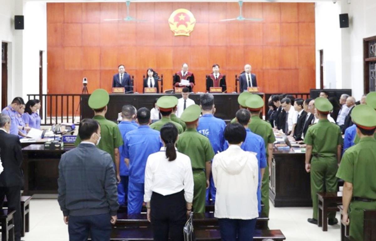 Bị cáo Nguyễn Anh Dũng – cựu Tổng Giám đốc Công ty Phúc Hưng (anh trai bà Nguyễn Thị Thanh Nhàn) bị đề nghị 3-4 năm tù.