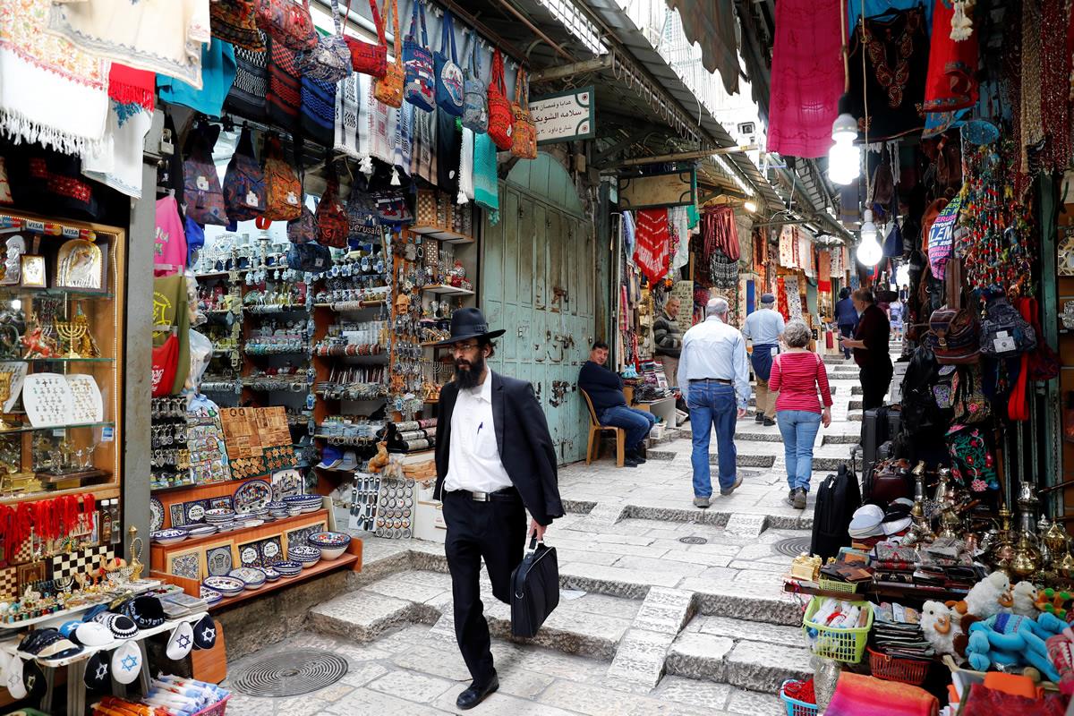 Chiến sự Israel- Hamas gây thiệt hại cho nền kinh tế Israel. Ảnh: Reuters