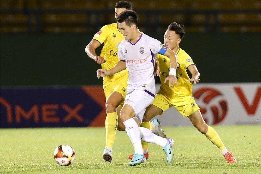 Liệu Tiến Linh có giúp B. Bình Dương tạo hat-trick lịch sử cho đội bóng?