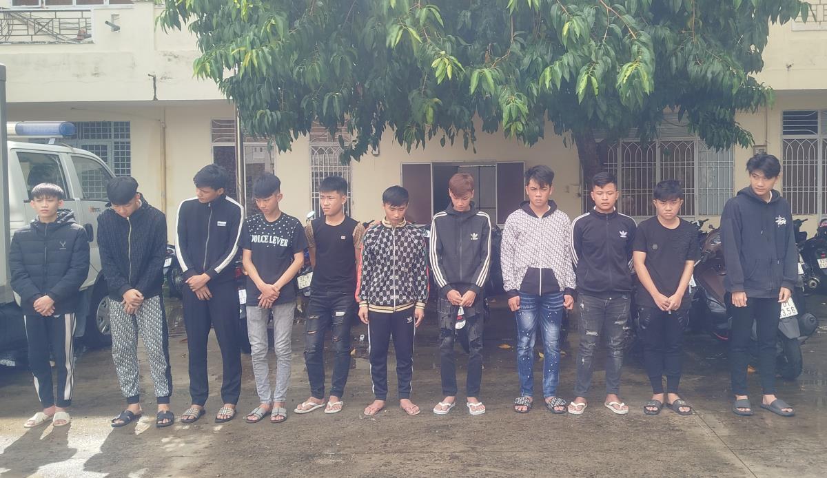Các đối tượng liên quan đến 2 vụ gây rối TTCC đêm khuya trên địa bàn quận Thanh Khê.