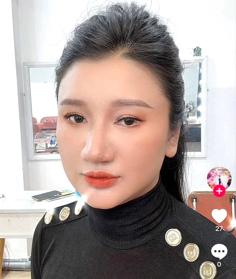 Cơ quan CSĐT tống đạt các quyết định đối với Nguyễn Thị Quế Chi.