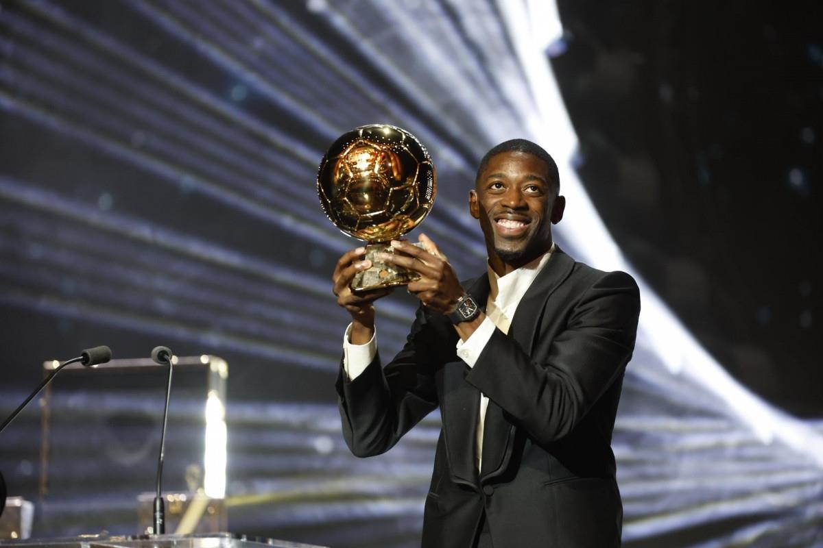 Dembele đòi PSG thực hiện lời hứa sẽ tăng lương nếu tiền đạo này đoạt Quả bóng Vàng.