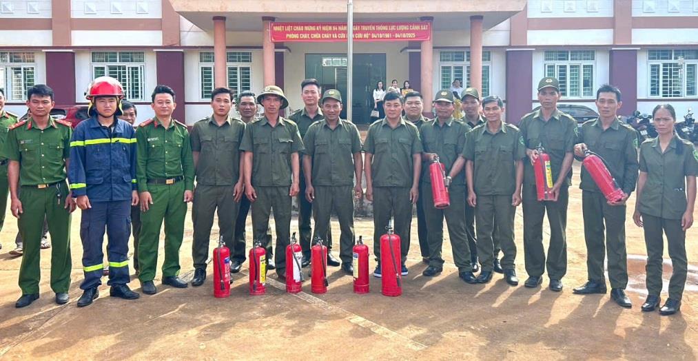Hướng dẫn Tổ Bảo vệ ANTT ở cơ sở sử dụng bình chữa cháy