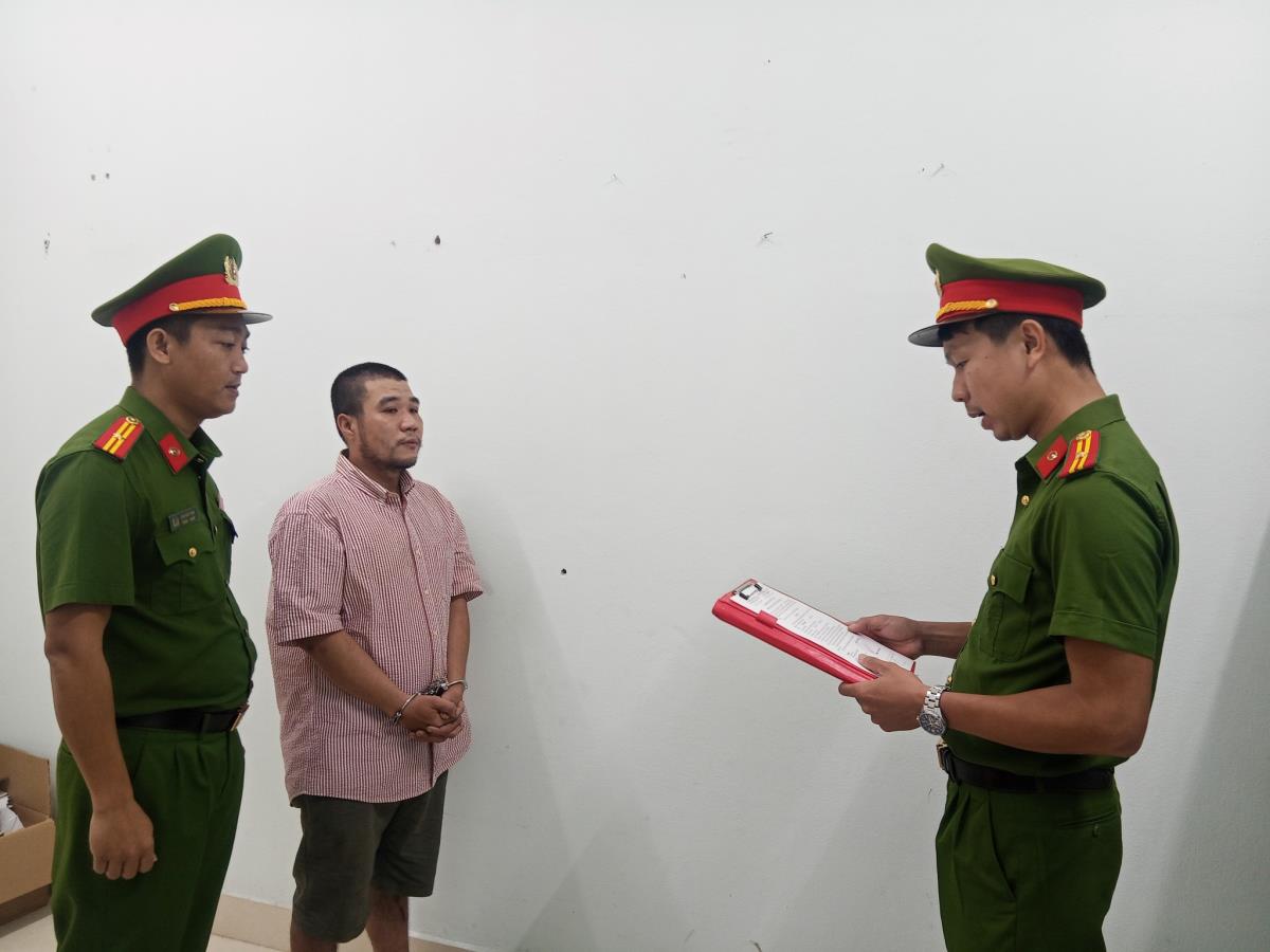 Cơ quan 33win03 bắt tạm giam đối tượng Hà Văn Cường.
