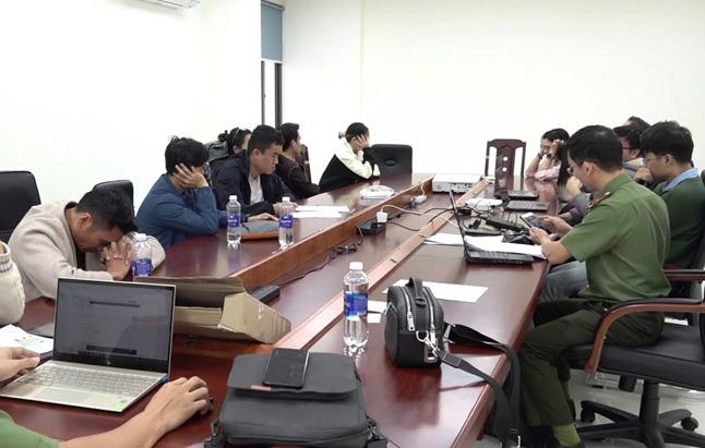 Hoạt động lôi kéo nhà đầu tư của nhóm điều hành dự án TOSI.