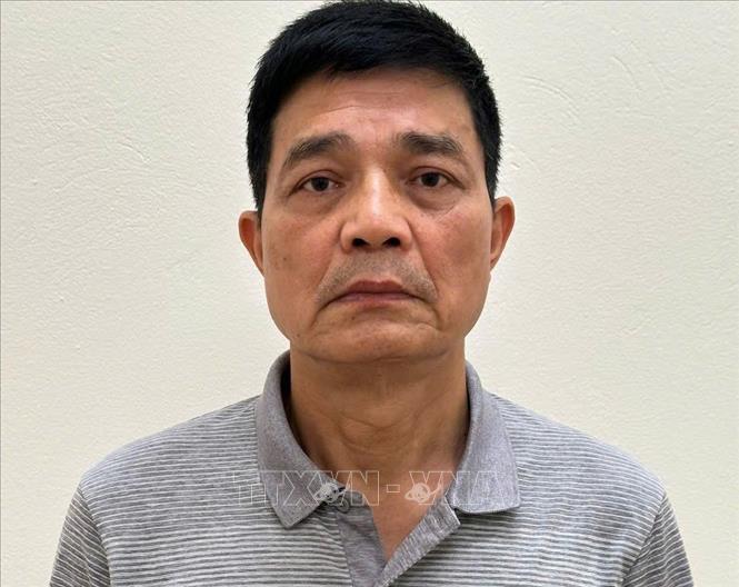 Bị can Nguyễn Thanh Phong (cựu Cục trưởng Cục ATTP, Bộ 33wim). Ảnh: TTXVN