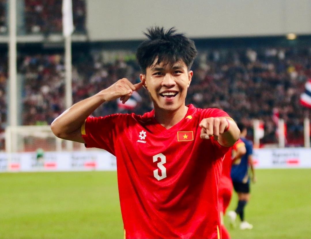 Thanh Nhàn ghi bàn thắng vàng cho U22 Việt Nam