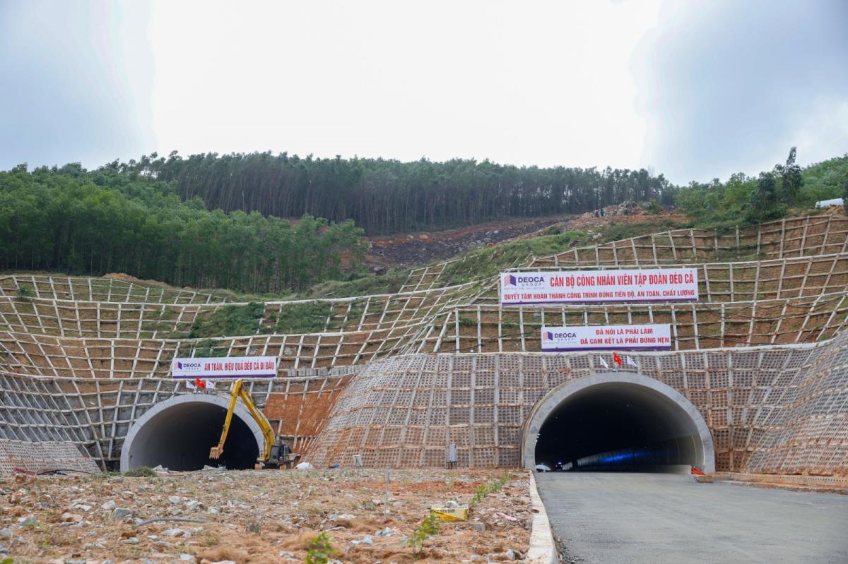 Cao tốc thành phần đoạn Quảng Ngãi - Hoài Nhơn khi đi vào khai thác sẽ góp phần hoàn thành mục tiêu “3.000 km đường cao tốc vào năm 2025”.