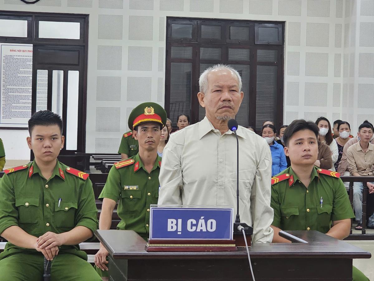 Chỉ vì phút nóng giận, bị cáo Trần Bảo Uyên đã gây ra thảm kịch, tự tay hủy hoại hạnh phúc gia đình và phải trả giá trước pháp luật