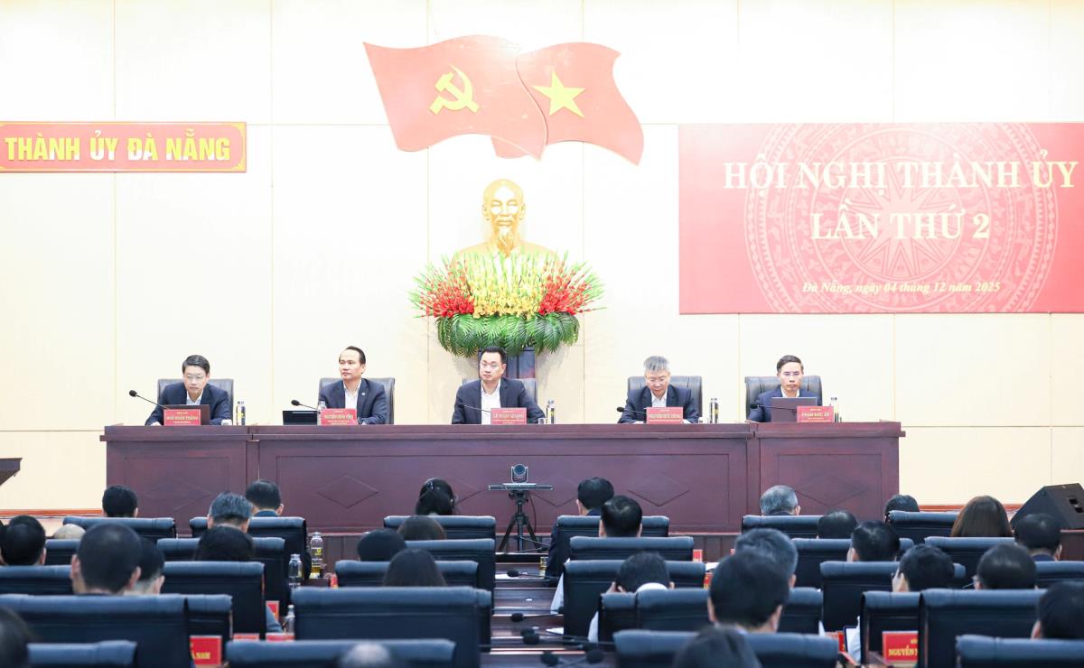 Bí thư Thành ủy win33com Lê Ngọc Quang kiểm tra tiến độ các dự án trên địa bàn thành phố.