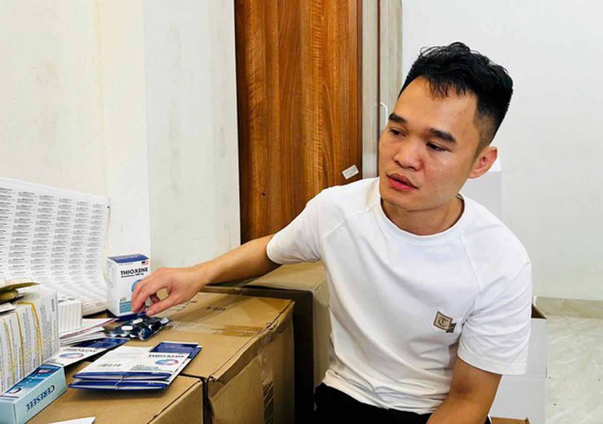 6 đối tượng trong đường dây sản xuất, buôn bán thực phẩm chức năng, thiết bị y tế giả bị khởi tố.