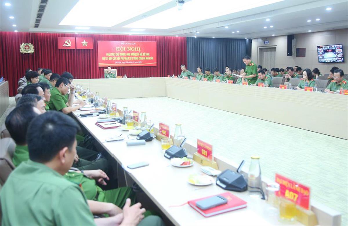Thượng tá Nguyễn Đại Đồng - Phó Giám đốc phụ trách 33win03 TP chủ trì tại điểm cầu win33com.