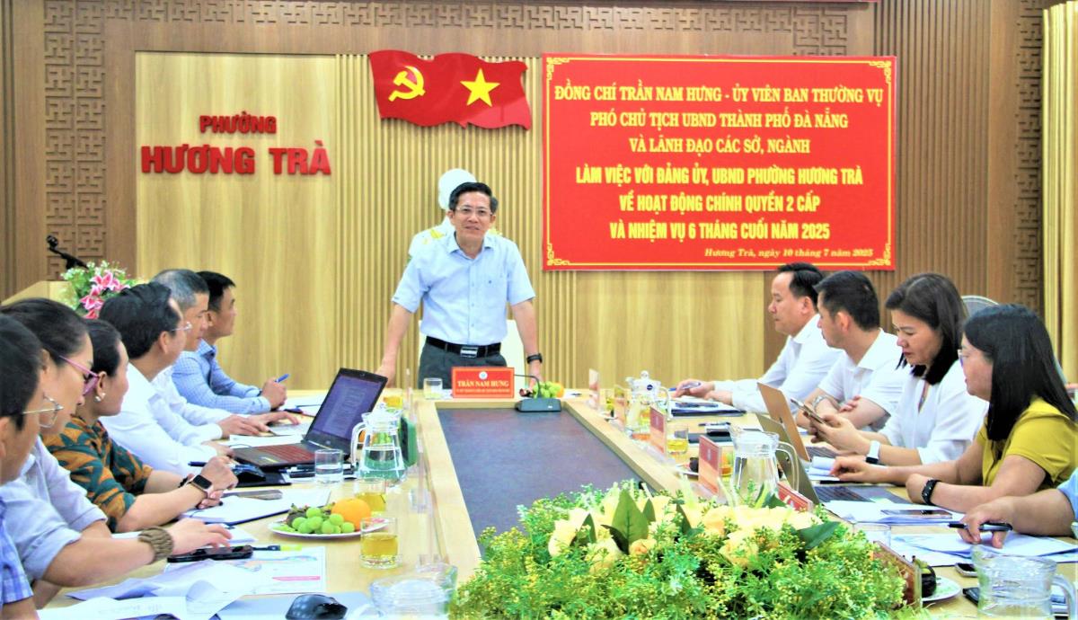 Phó Chủ tịch UBND TP win33com Trần Nam Hưng phát biểu tại buổi làm việc.