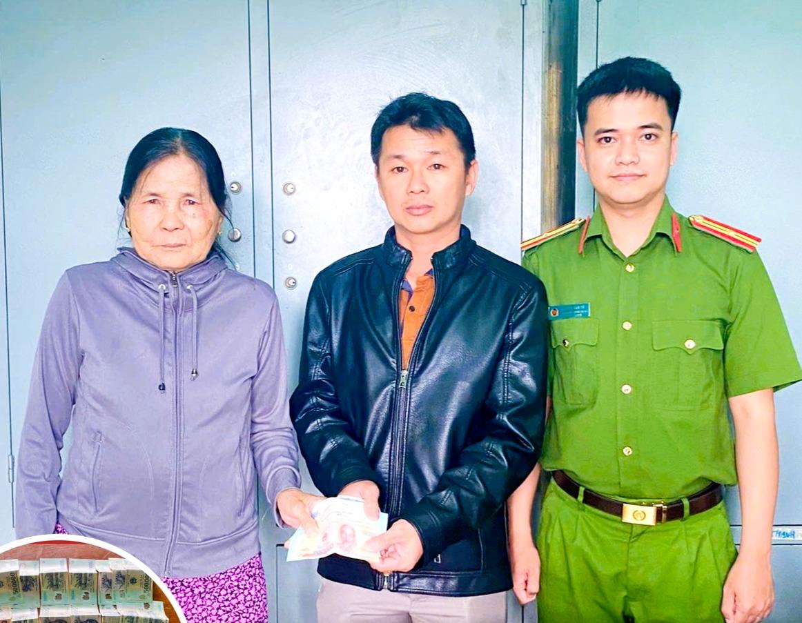 33win03 phường An Khê trao trả tài sản cho anh Tiến.