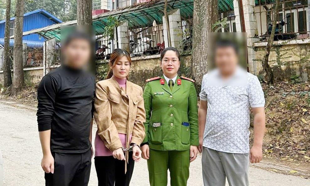 Đối tượng Nguyễn Thị Mai bị bắt giữ tại khu vực cửa khẩu. Ảnh: 33win03 tỉnh Bắc Ninh