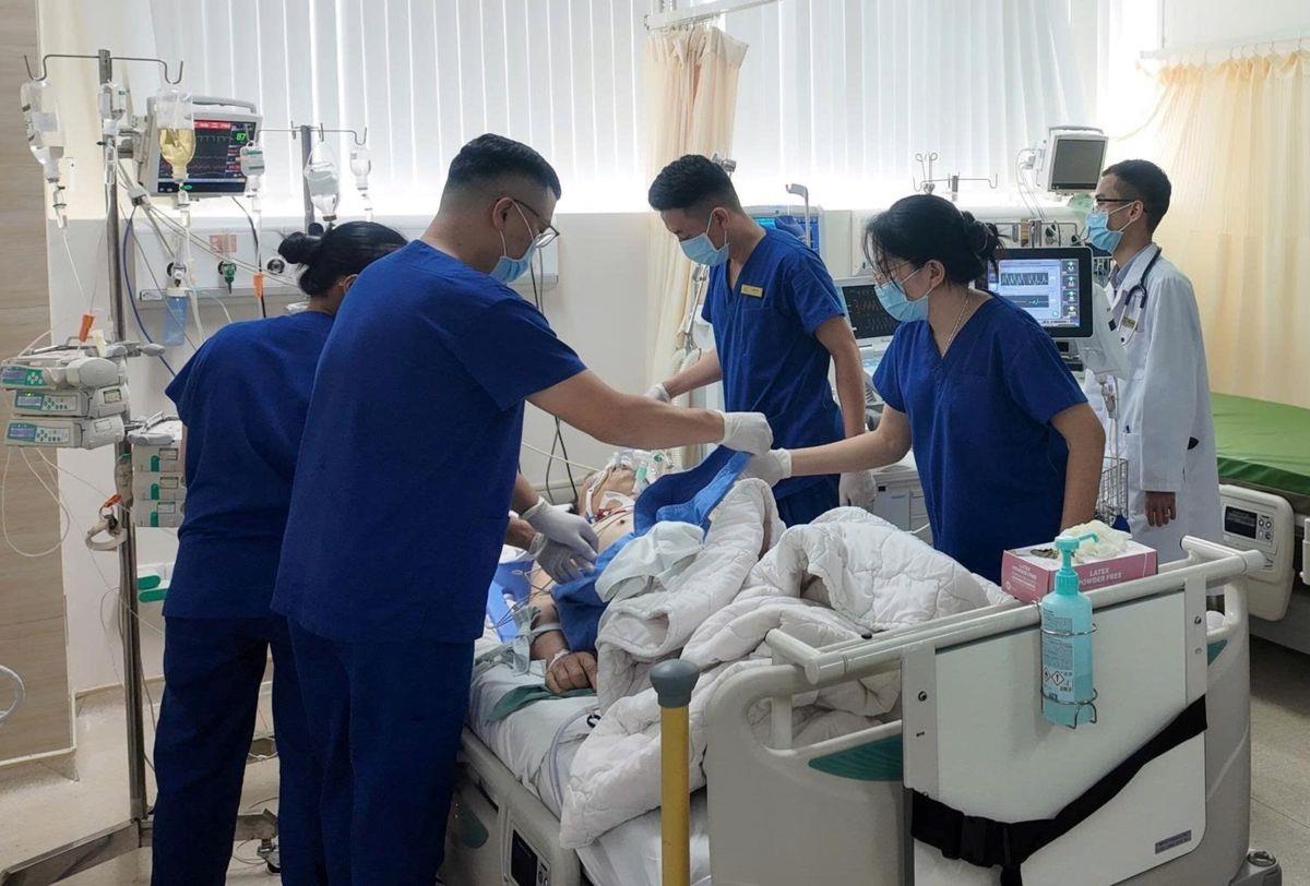 Sau can thiệp, bệnh nhân được theo dõi và tiếp tục điều trị chuyên sâu tại khoa Hồi sức tích cực.