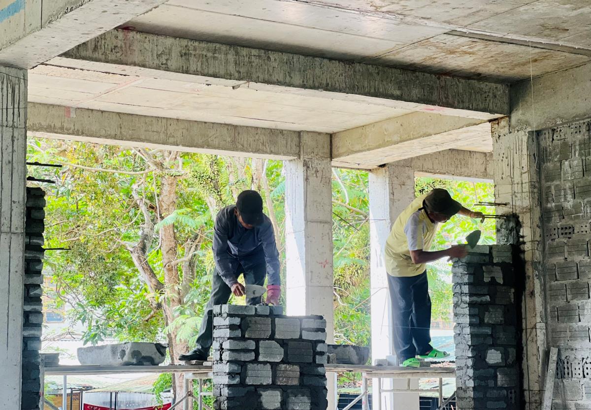 Dự án cải tạo, nâng cấp và mở rộng Trường THPT Tiểu La, xã Thăng Bình đang chậm tiến độ.