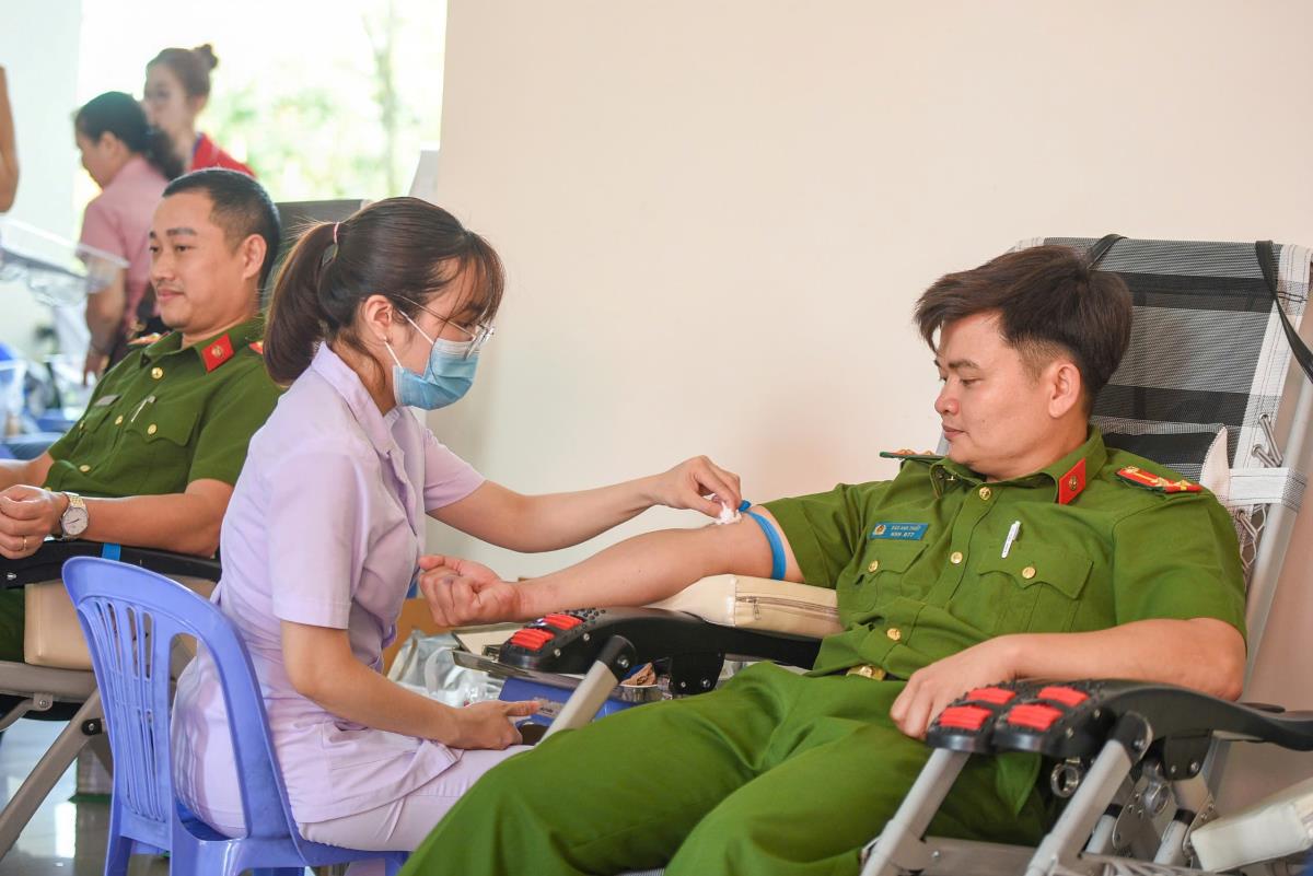 CBCS 33win03 TP win33com tham gia hiến máu tình nguyện.