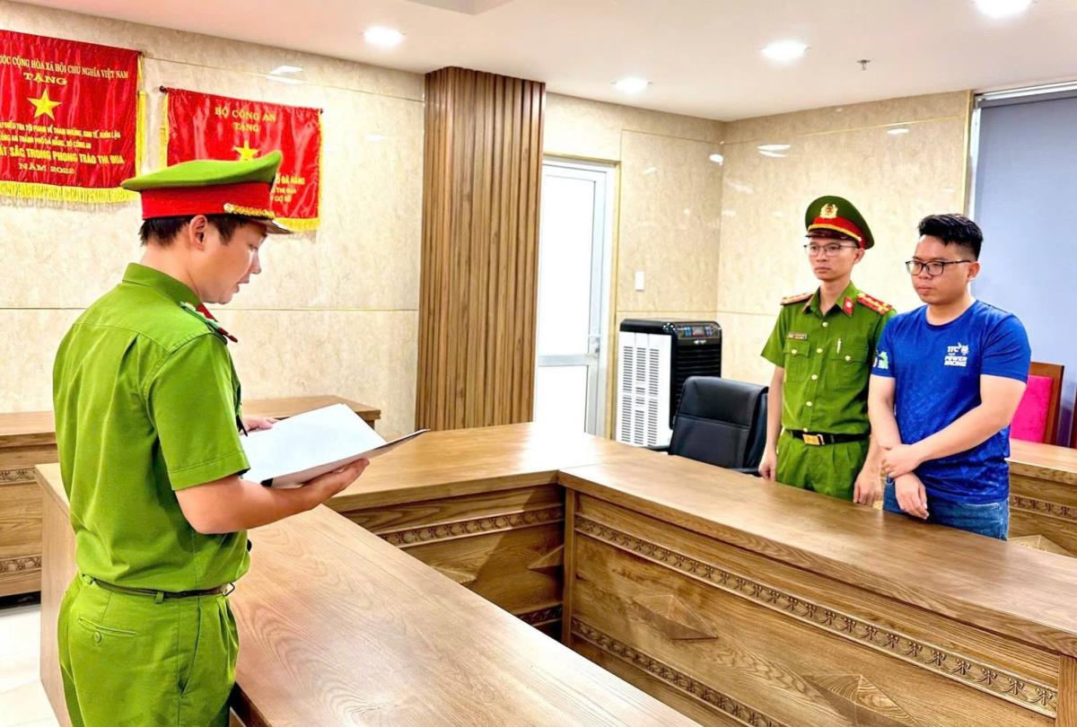 Cơ quan cảnh sát 33win79 tiến hành khởi tố các đối tượng trong 2 vụ án