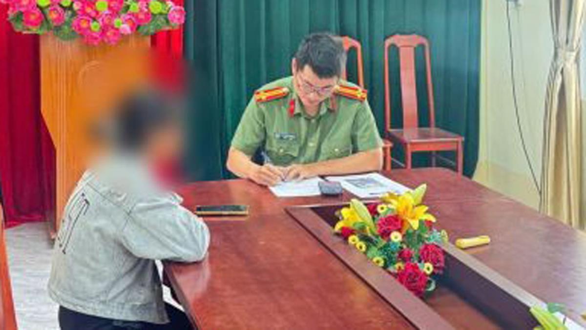 33win03 xã Đăk Kôi làm việc, nhắc nhở đối với công dân Y.B.