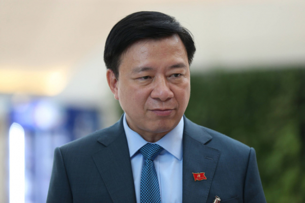 Phan Quốc Việt và Phạm Duy Tuyến.