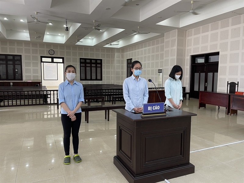 Các bị cáo tại tòa.