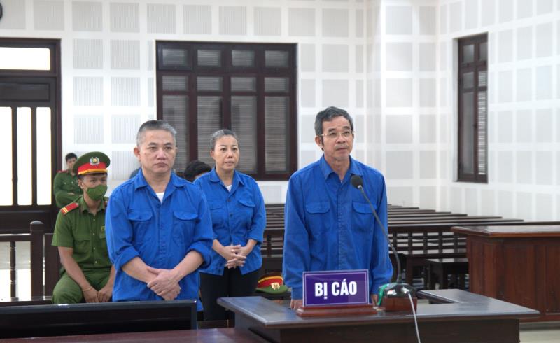 Các bị cáo tại tòa.