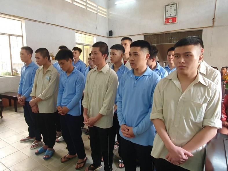 Các bị cáo tại phiên tòa.