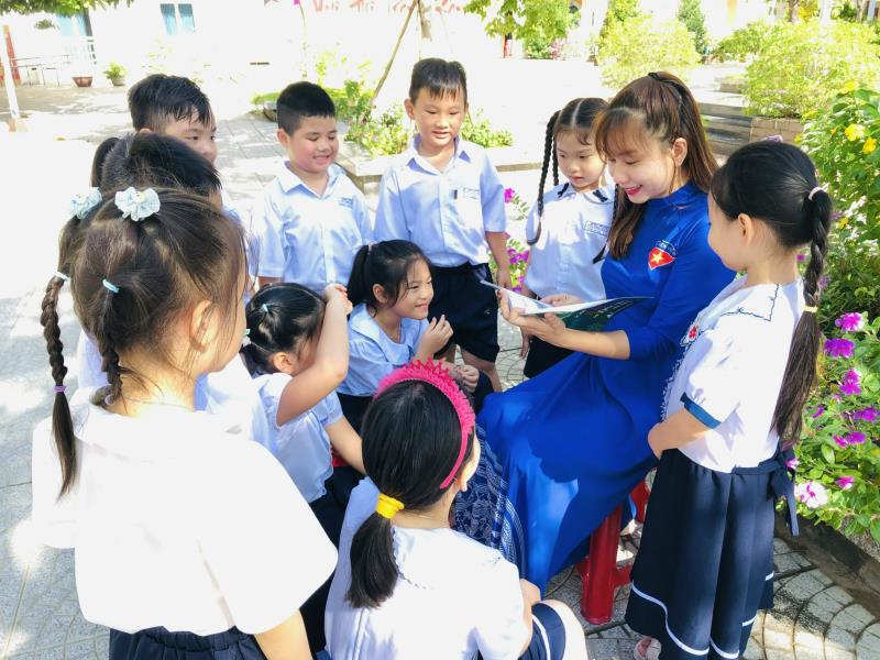 Cô trò win33com- Mỗi ngày đến trường là một ngày vui (ảnh minh họa).